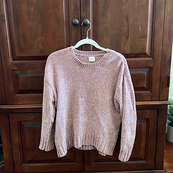 Tilly’s Mauve Soft Sweater, Medium - Picture 1 of 3